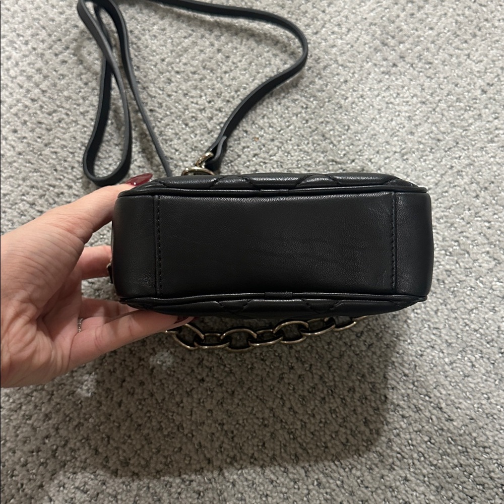 Moncler Black Quilted Crossbody Bag with Chain Strap - Picture 3 of 7